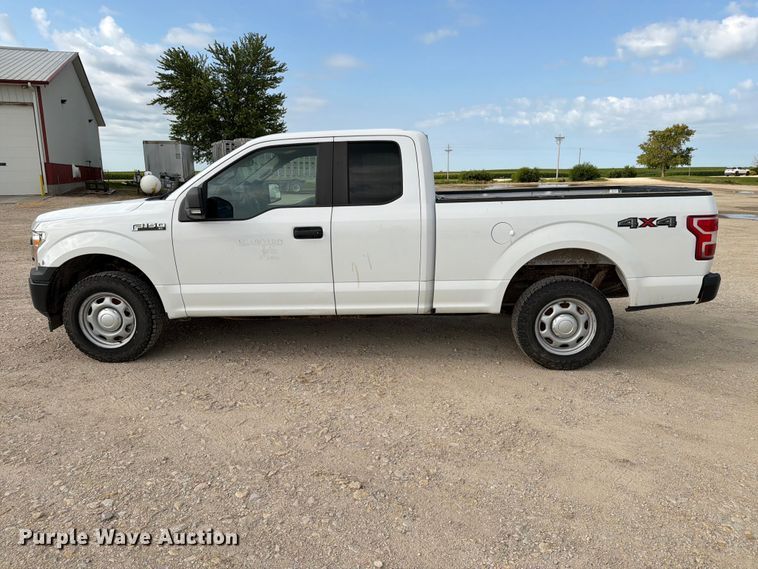 image for item DV8526 2019 Ford F150 Ext. Cab pickup truck