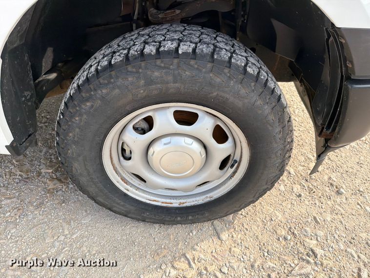 image for item DV8526 2019 Ford F150 Ext. Cab pickup truck