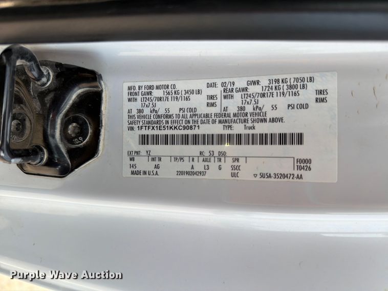 image for item DV8526 2019 Ford F150 Ext. Cab pickup truck