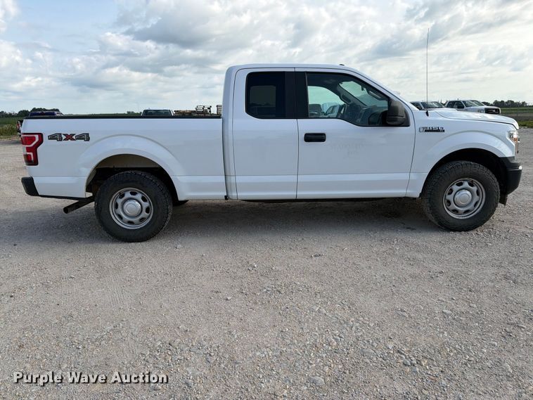 image for item DV8527 2019 Ford F150 Ext. Cab pickup truck