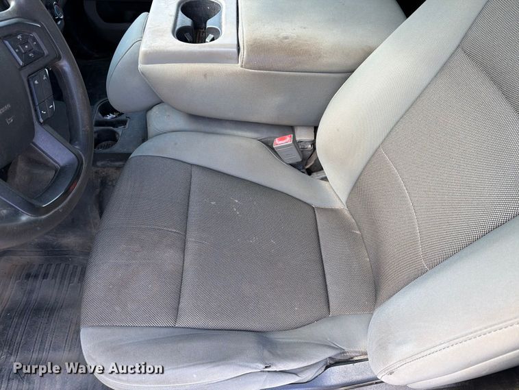 image for item DV8527 2019 Ford F150 Ext. Cab pickup truck