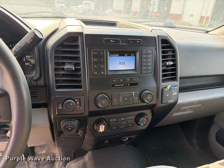 image for item DV8527 2019 Ford F150 Ext. Cab pickup truck