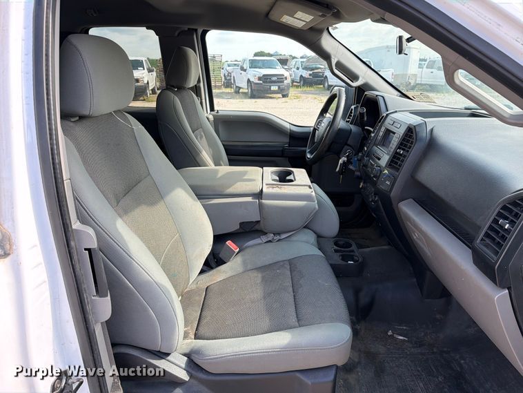 image for item DV8527 2019 Ford F150 Ext. Cab pickup truck