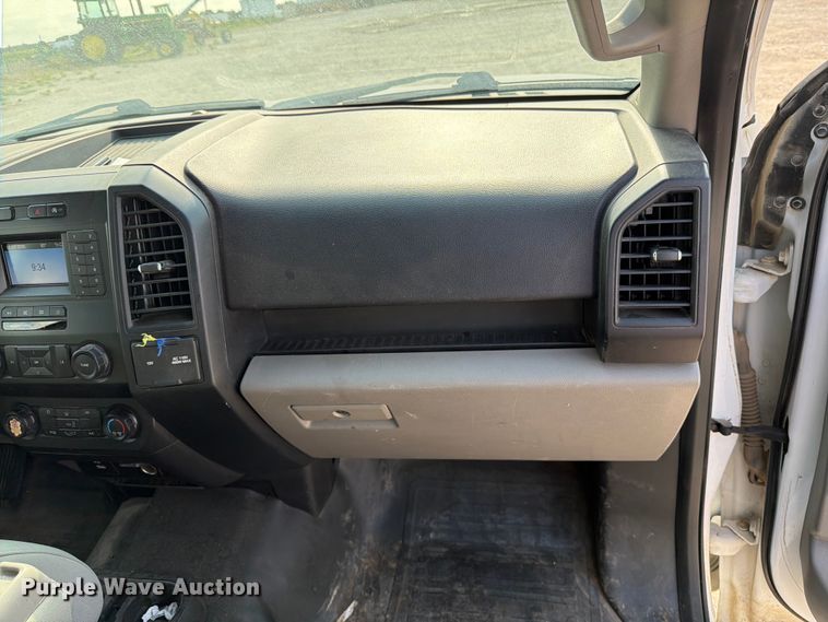 image for item DV8527 2019 Ford F150 Ext. Cab pickup truck