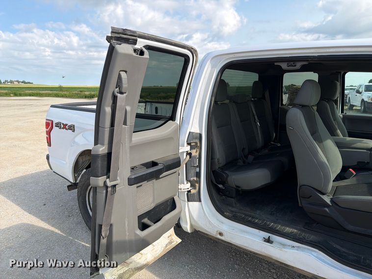 image for item DV8527 2019 Ford F150 Ext. Cab pickup truck