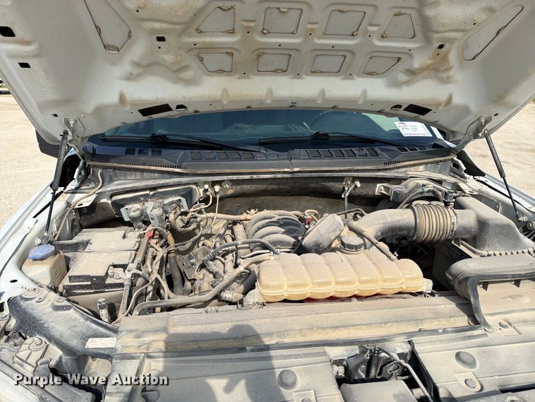 image for item DV8527 2019 Ford F150 Ext. Cab pickup truck
