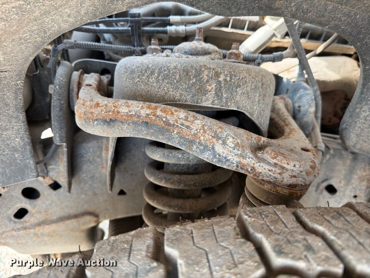 image for item DV8527 2019 Ford F150 Ext. Cab pickup truck