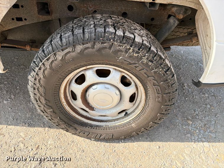 image for item DV8527 2019 Ford F150 Ext. Cab pickup truck