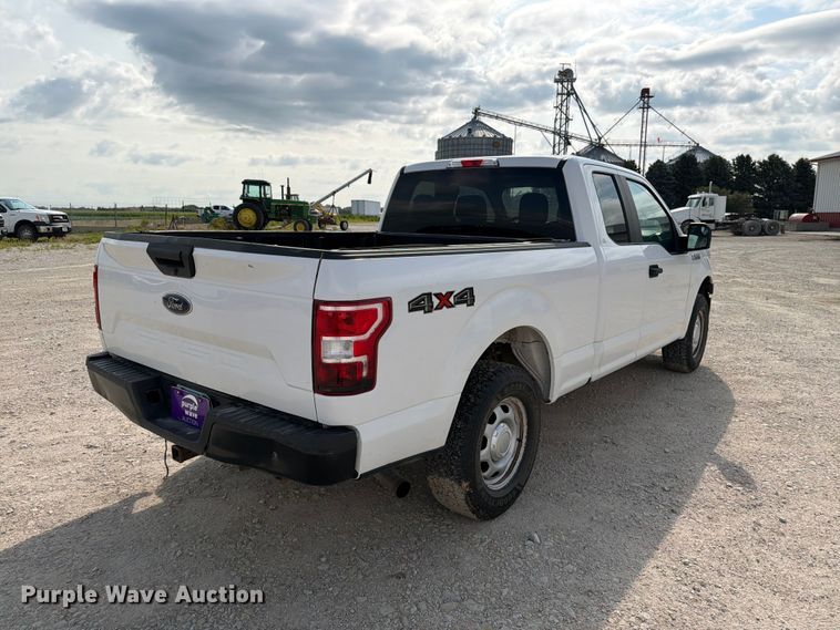 image for item DV8528 2019 Ford F150 Ext. Cab pickup truck
