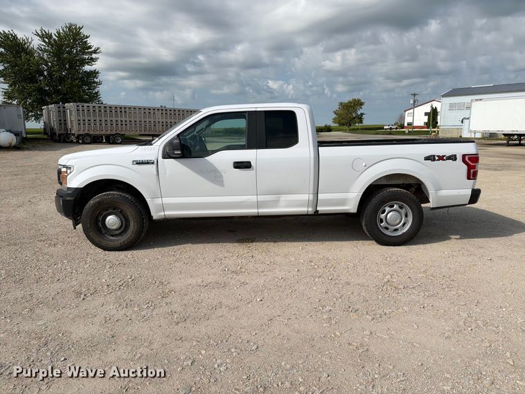 image for item DV8528 2019 Ford F150 Ext. Cab pickup truck