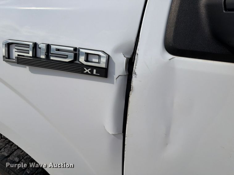 image for item DV8528 2019 Ford F150 Ext. Cab pickup truck