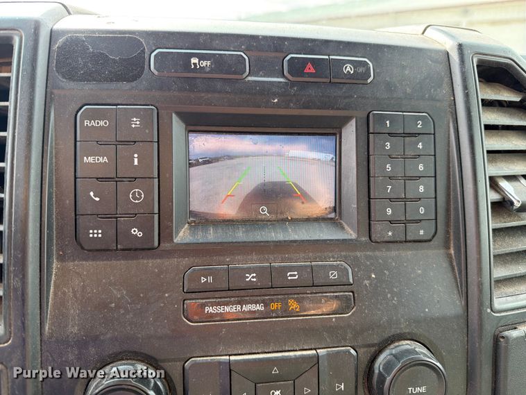 image for item DV8528 2019 Ford F150 Ext. Cab pickup truck