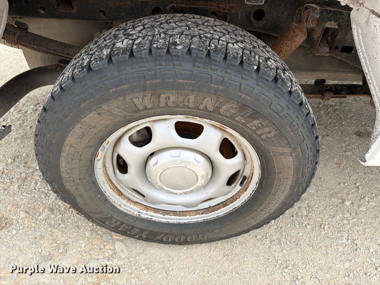image for item DV8528 2019 Ford F150 Ext. Cab pickup truck