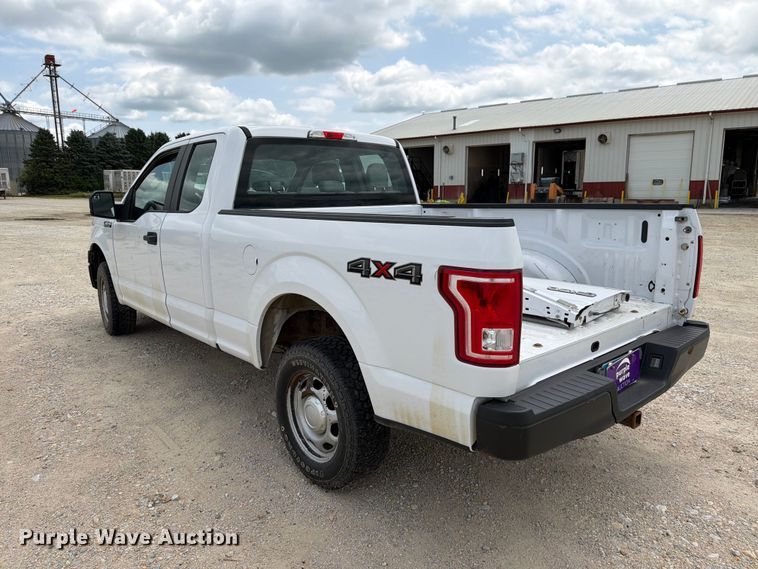 image for item DV8529 2016 Ford F150 Ext. Cab pickup truck