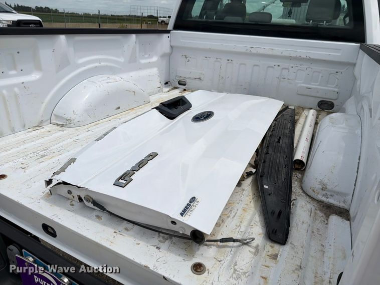 image for item DV8529 2016 Ford F150 Ext. Cab pickup truck