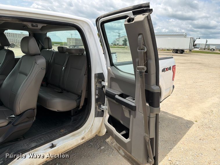 image for item DV8529 2016 Ford F150 Ext. Cab pickup truck