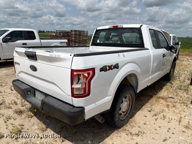 image for item DV8530 2017 Ford F150 Ext. Cab pickup truck