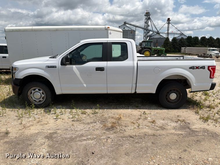 image for item DV8530 2017 Ford F150 Ext. Cab pickup truck