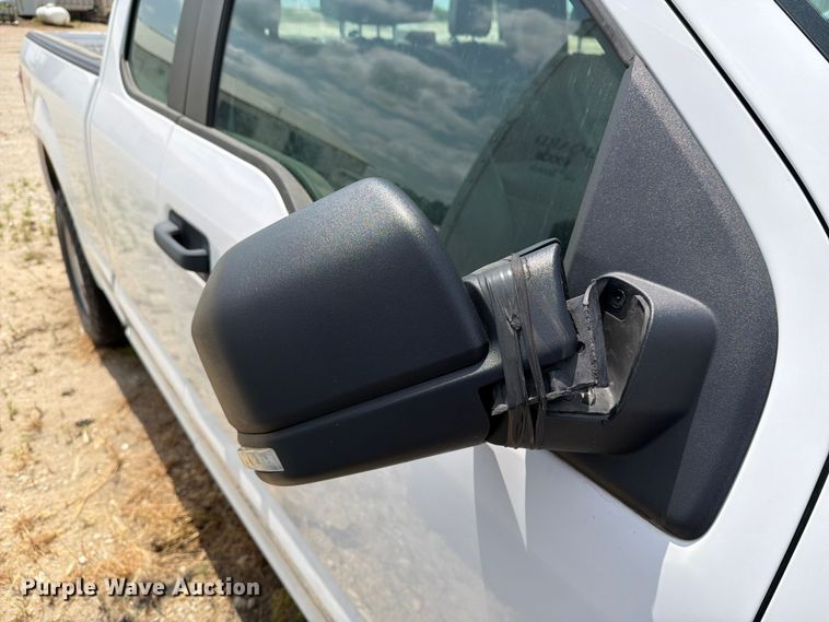 image for item DV8530 2017 Ford F150 Ext. Cab pickup truck
