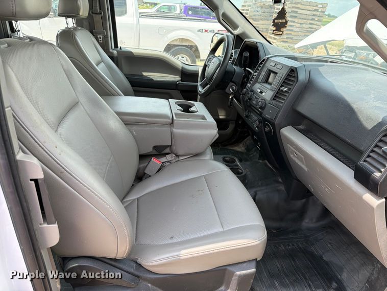 image for item DV8530 2017 Ford F150 Ext. Cab pickup truck