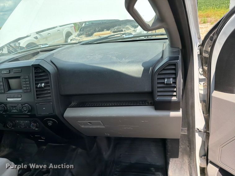 image for item DV8530 2017 Ford F150 Ext. Cab pickup truck
