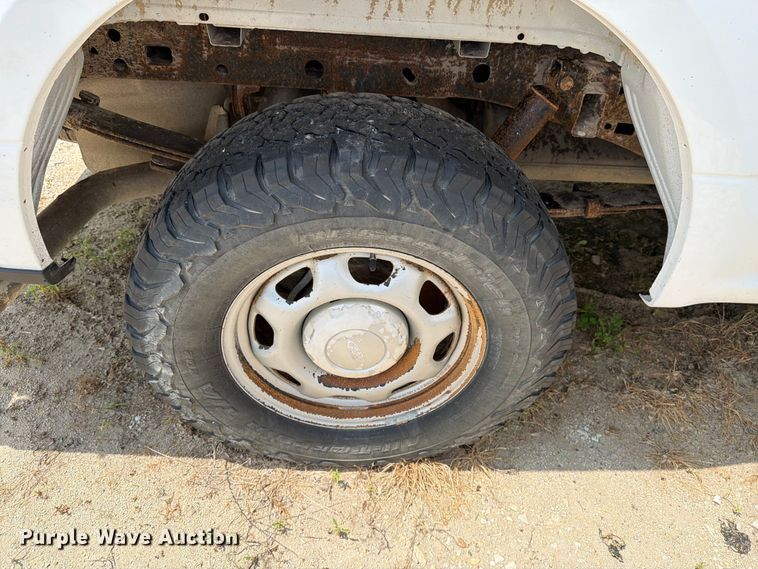 image for item DV8530 2017 Ford F150 Ext. Cab pickup truck