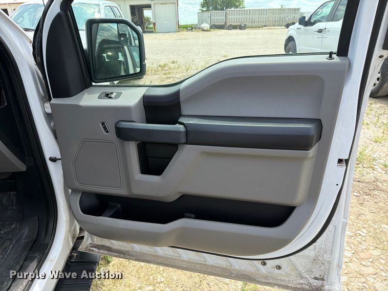 image for item DV8531 2018 Ford F150 Crew Cab pickup truck