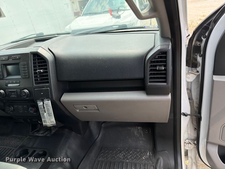 image for item DV8531 2018 Ford F150 Crew Cab pickup truck