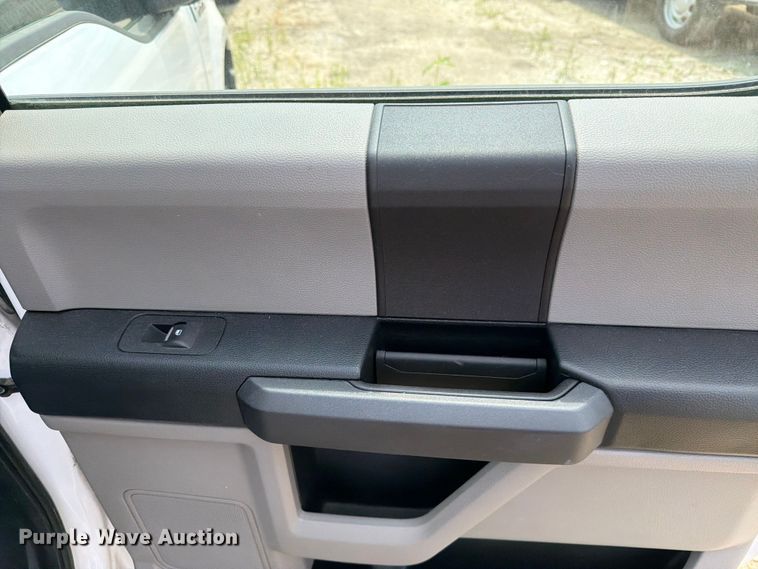 image for item DV8531 2018 Ford F150 Crew Cab pickup truck