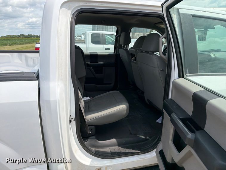 image for item DV8531 2018 Ford F150 Crew Cab pickup truck