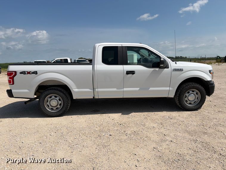 image for item DV8532 2019 Ford F150 Ext. Cab pickup truck