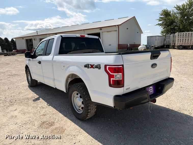 image for item DV8532 2019 Ford F150 Ext. Cab pickup truck