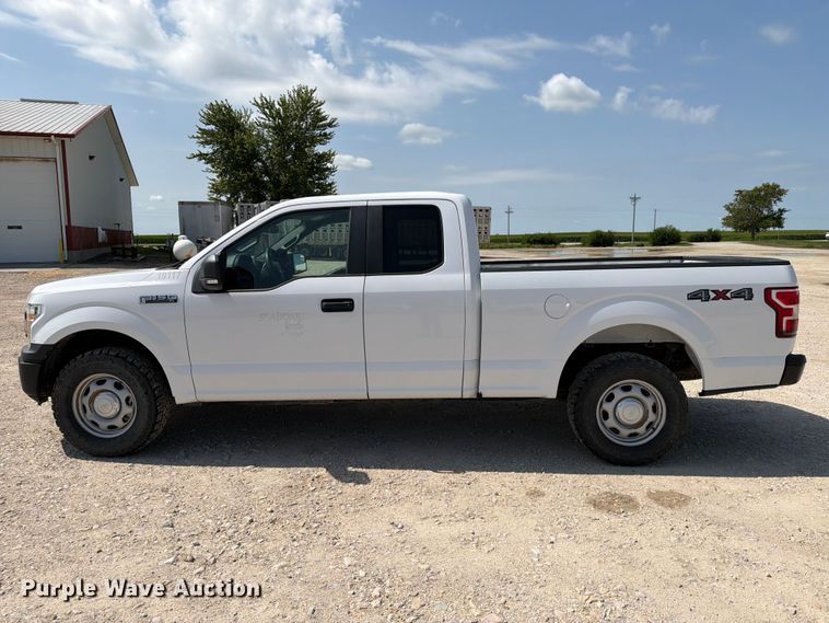 image for item DV8532 2019 Ford F150 Ext. Cab pickup truck