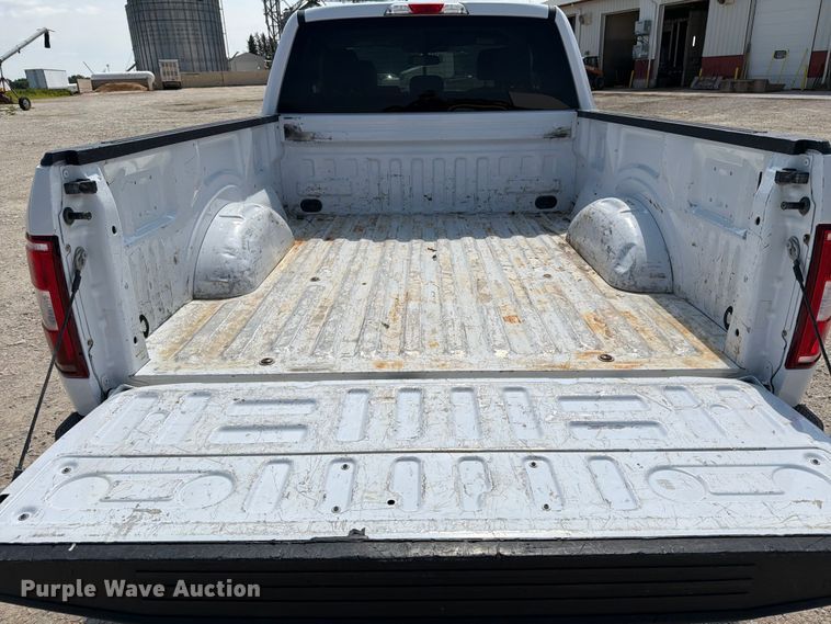 image for item DV8532 2019 Ford F150 Ext. Cab pickup truck
