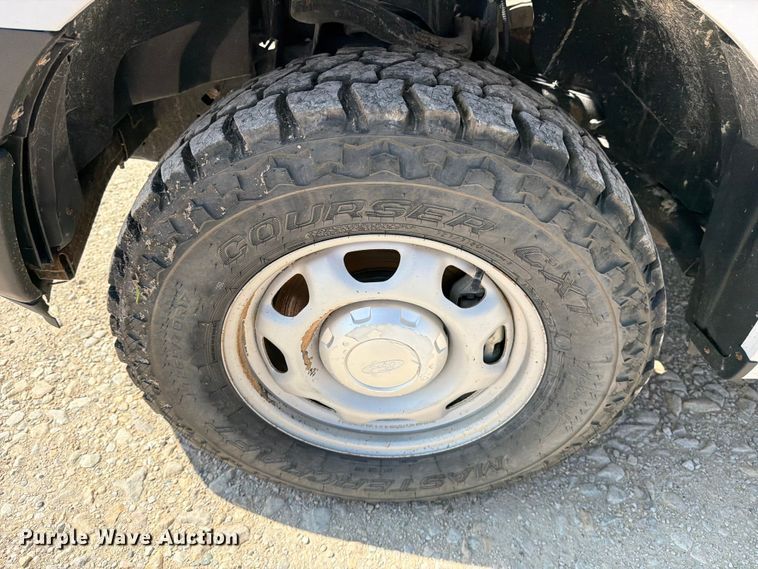 image for item DV8532 2019 Ford F150 Ext. Cab pickup truck