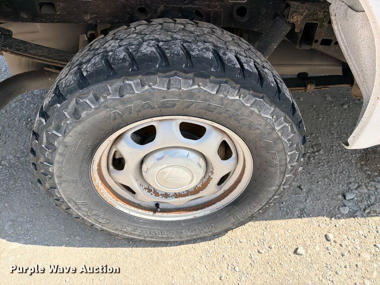 image for item DV8532 2019 Ford F150 Ext. Cab pickup truck