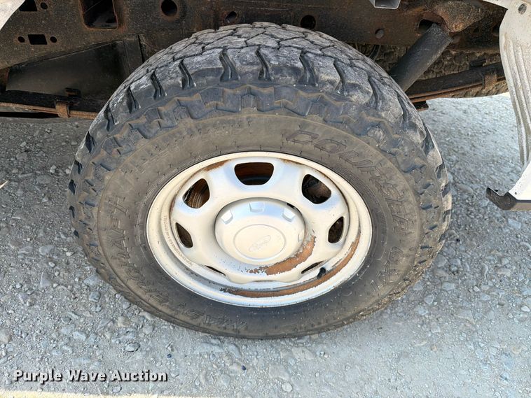 image for item DV8532 2019 Ford F150 Ext. Cab pickup truck