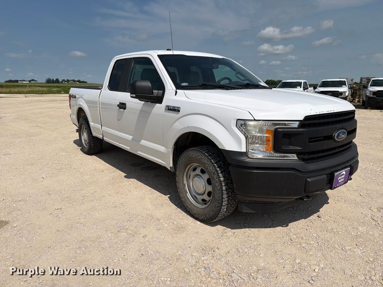 image for item DV8533 2019 Ford F150 Ext. Cab pickup truck