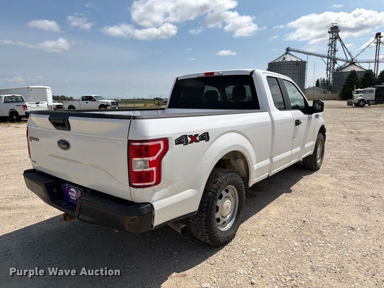 image for item DV8533 2019 Ford F150 Ext. Cab pickup truck