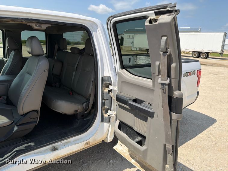 image for item DV8533 2019 Ford F150 Ext. Cab pickup truck
