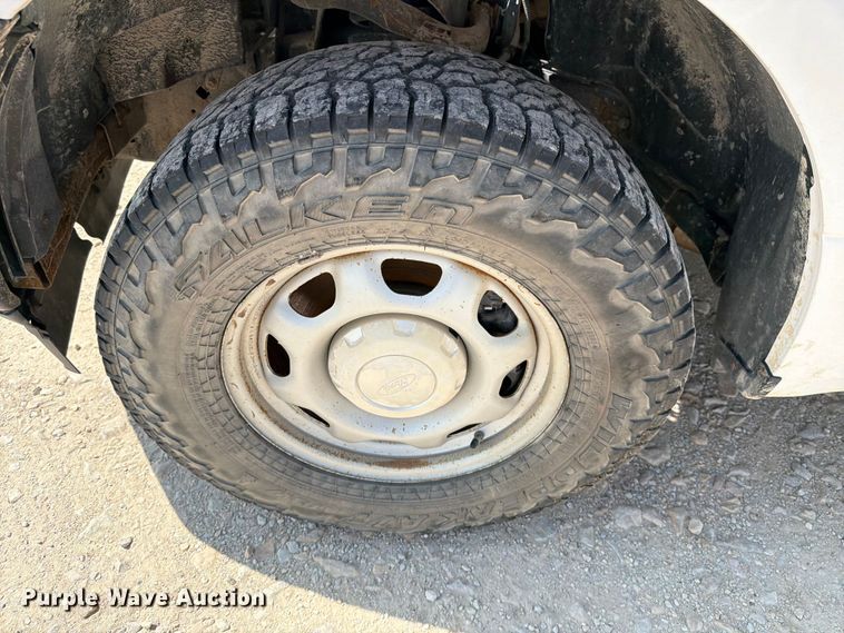 image for item DV8533 2019 Ford F150 Ext. Cab pickup truck