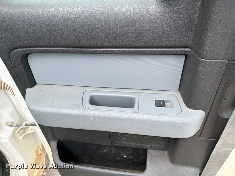 image for item DV8534 2014 Ford F150 Ext. Cab pickup truck
