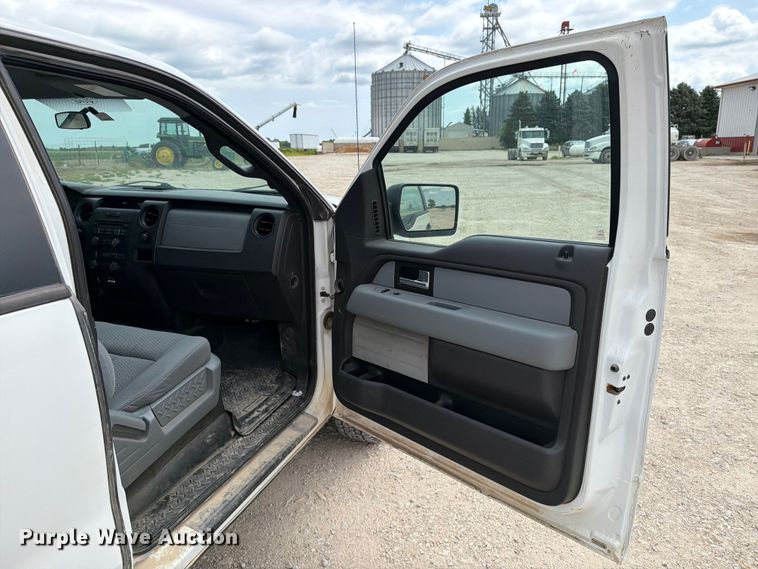 image for item DV8534 2014 Ford F150 Ext. Cab pickup truck