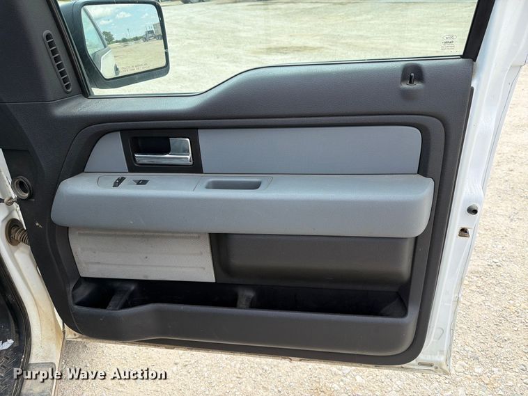 image for item DV8534 2014 Ford F150 Ext. Cab pickup truck