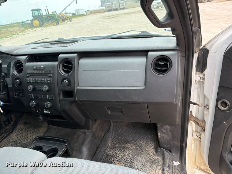 image for item DV8534 2014 Ford F150 Ext. Cab pickup truck