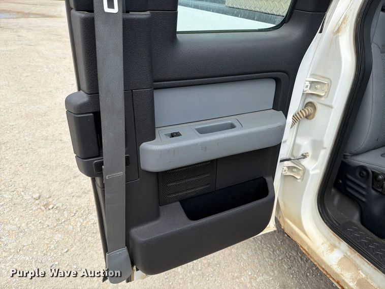 image for item DV8534 2014 Ford F150 Ext. Cab pickup truck