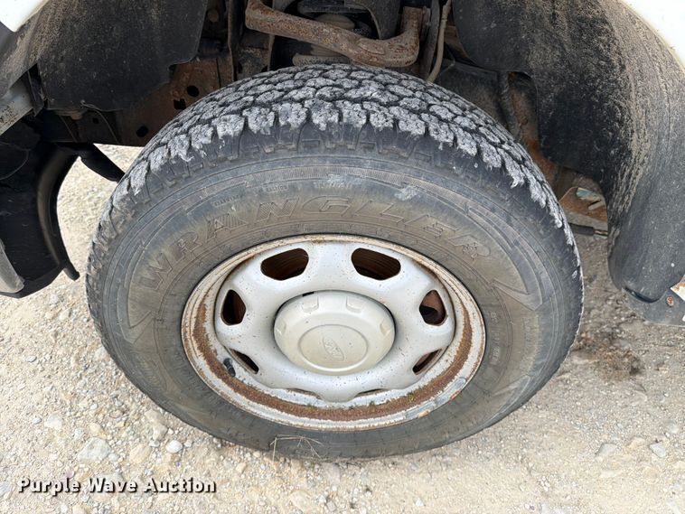 image for item DV8534 2014 Ford F150 Ext. Cab pickup truck