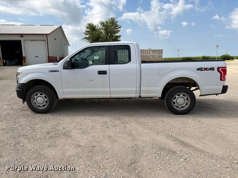 image for item DV8536 2017 Ford F150 Ext. Cab pickup truck