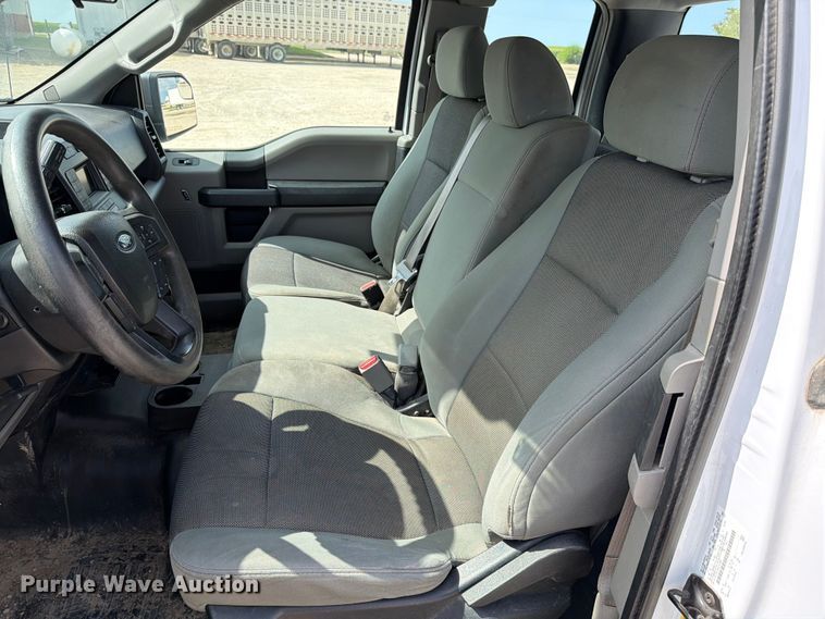 image for item DV8536 2017 Ford F150 Ext. Cab pickup truck