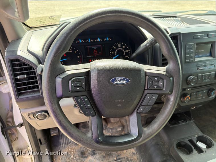 image for item DV8536 2017 Ford F150 Ext. Cab pickup truck
